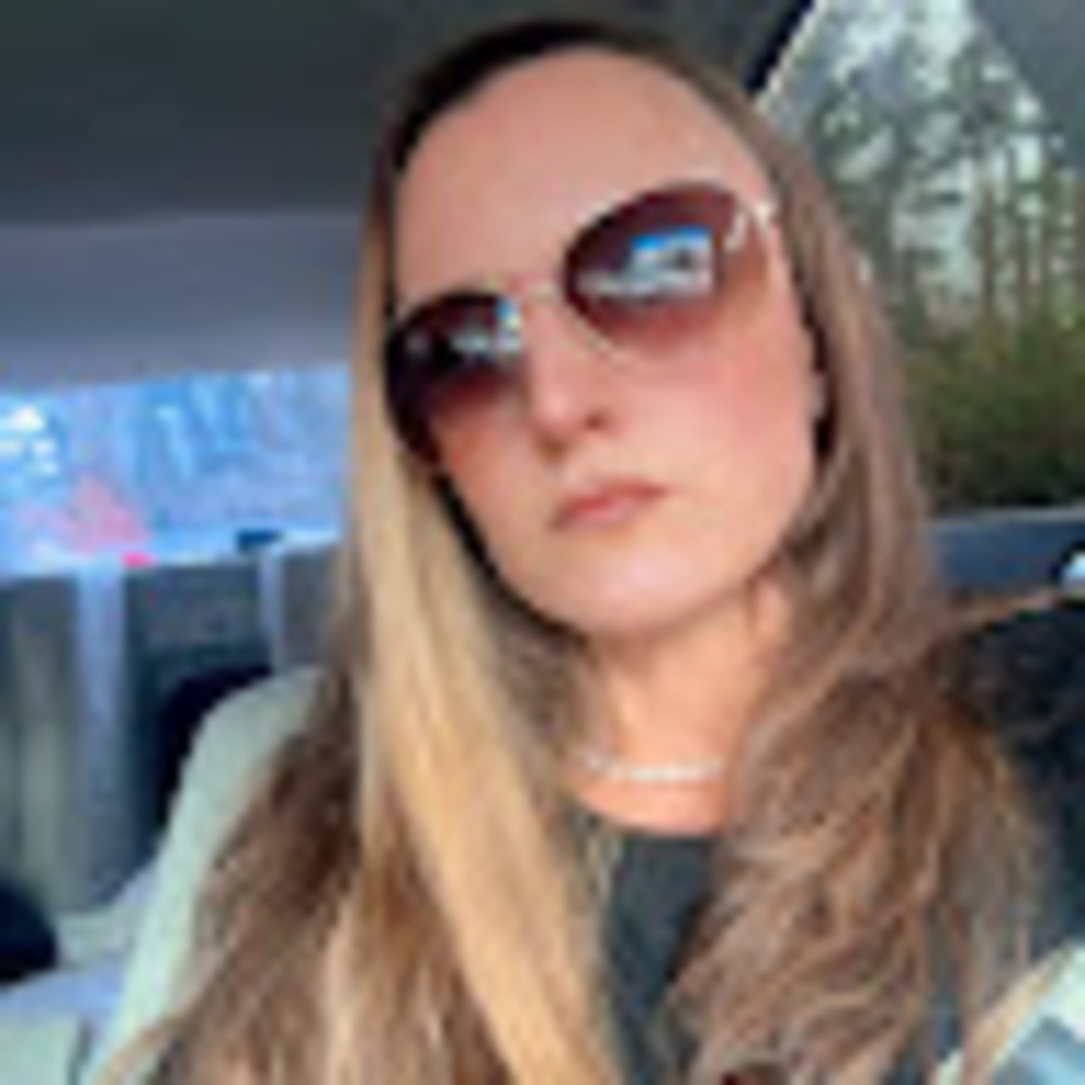 Meet your Posher, Deanna